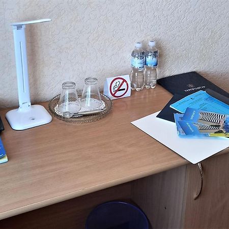 Mykolayiv Tourist Hotel Николаев Экстерьер фото