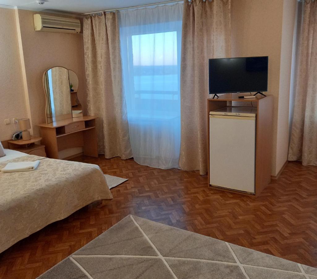 Mykolayiv Tourist Hotel Николаев Экстерьер фото