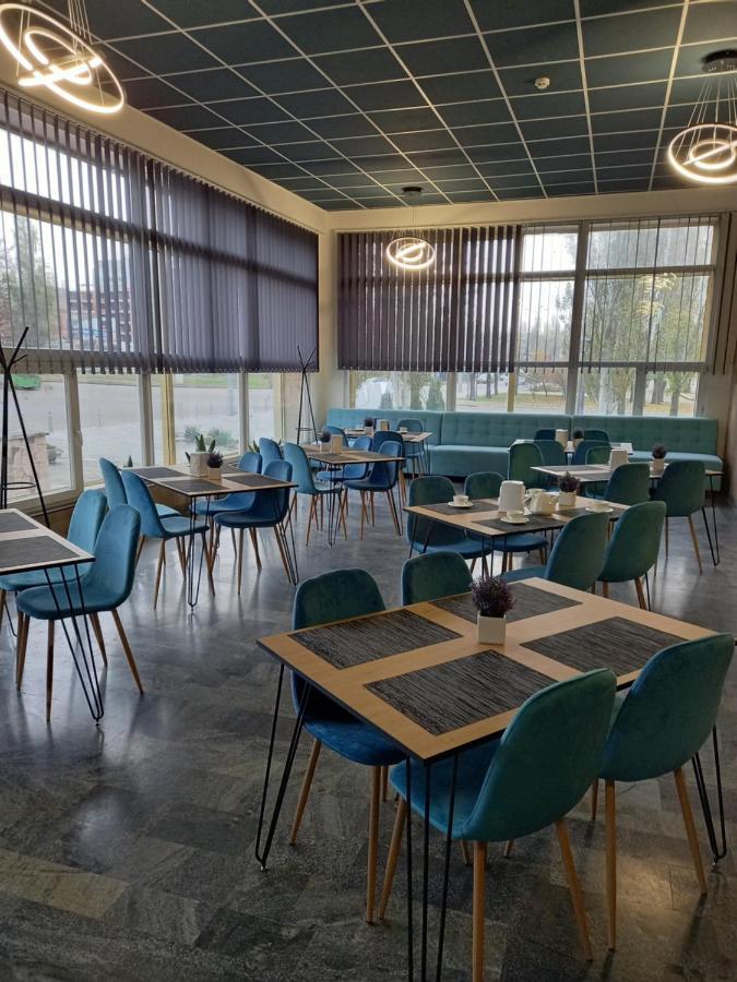 Mykolayiv Tourist Hotel Николаев Экстерьер фото
