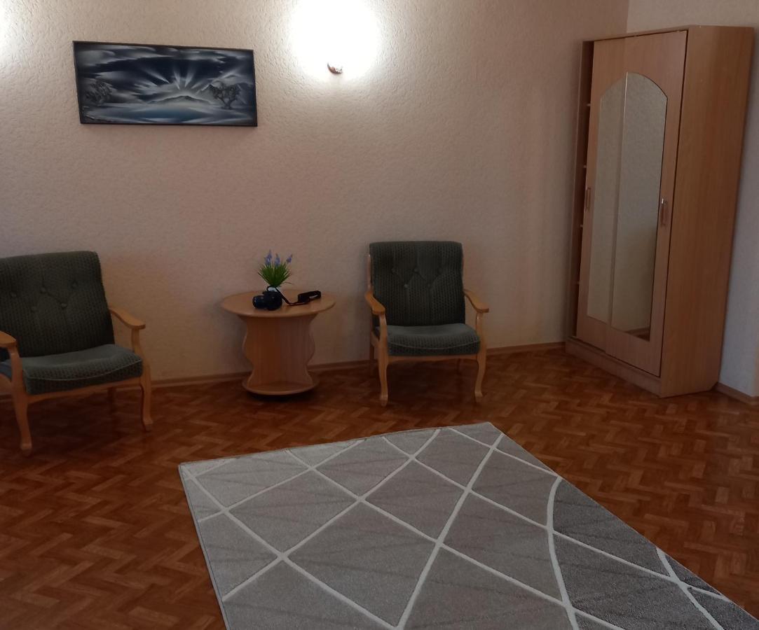 Mykolayiv Tourist Hotel Николаев Экстерьер фото