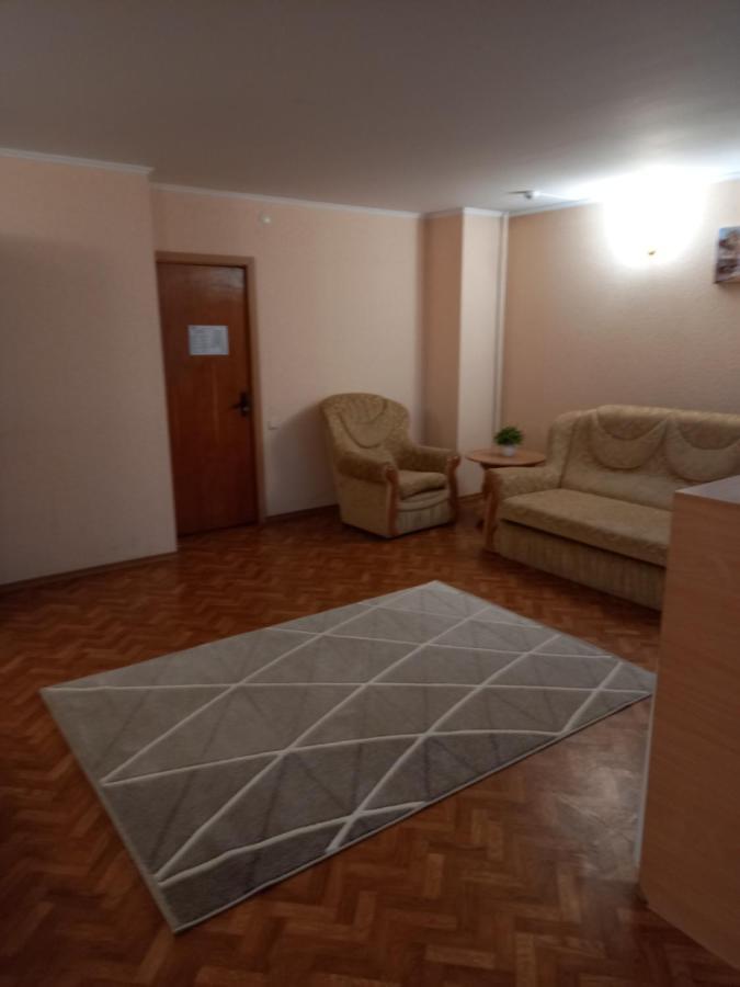 Mykolayiv Tourist Hotel Николаев Экстерьер фото