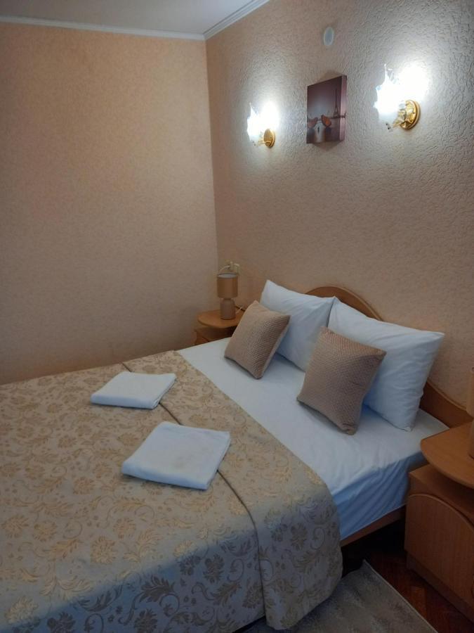 Mykolayiv Tourist Hotel Николаев Экстерьер фото