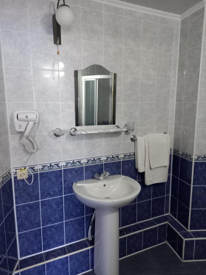 Mykolayiv Tourist Hotel Николаев Экстерьер фото