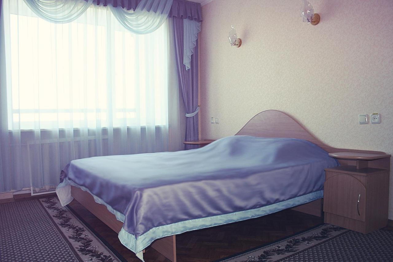 Mykolayiv Tourist Hotel Николаев Экстерьер фото